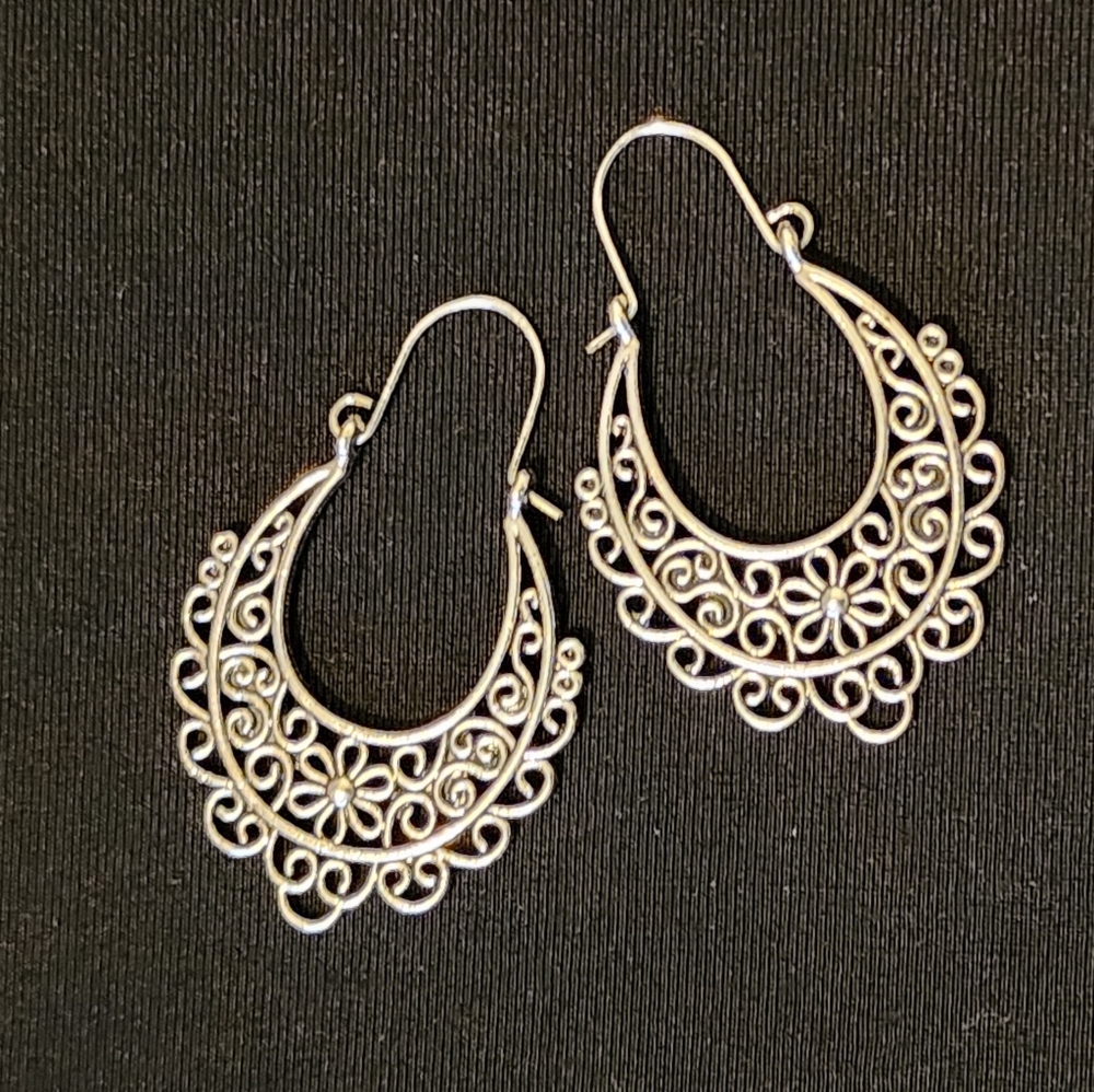 Silver Flower Dangles - Picture 2 of 2